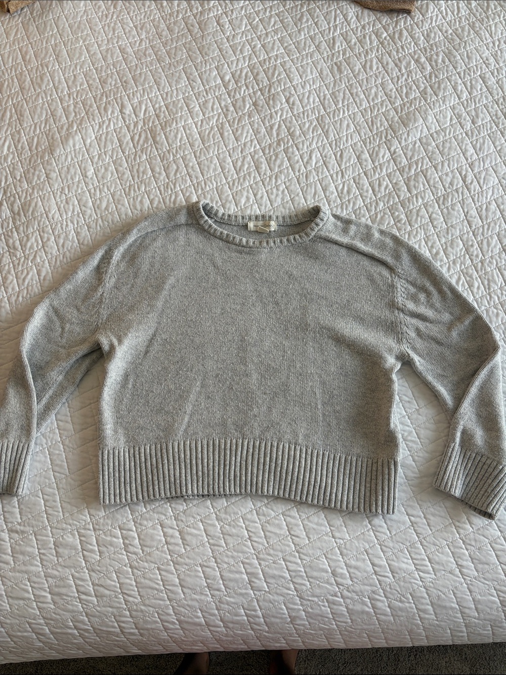 Treasure & Bond Light Gray Crewneck Pullover Sweater